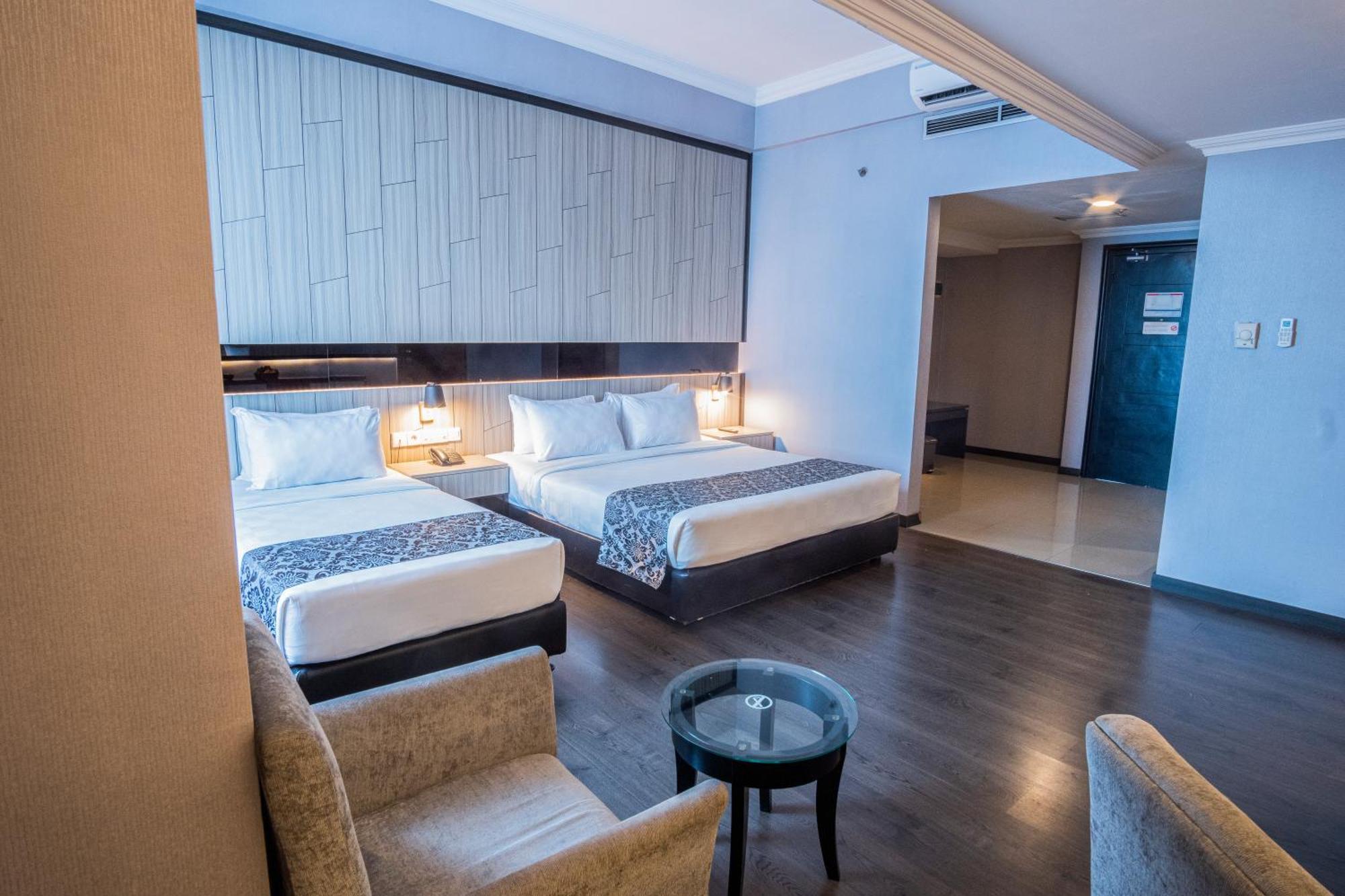 Grand Jatra Hotel Пеканбару Экстерьер фото